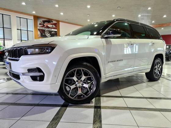 JEEP COMMANDER 2.0 TD380 TURBO DIESEL OVERLAND AT9 JEEP COMMANDER 2.0 TD380 TURBO DIESEL OVERLAND AT9